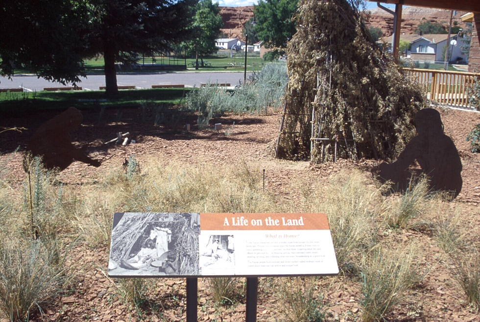 2_C_Paiute scene